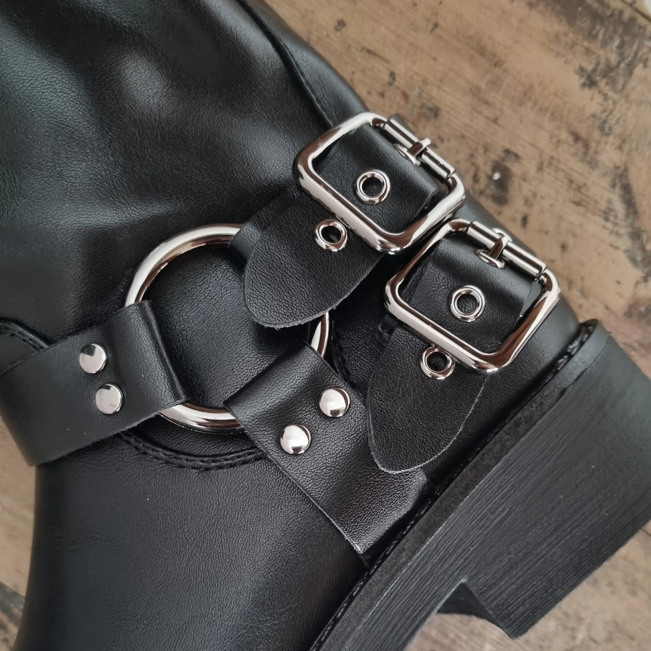 Chri's bikers boots