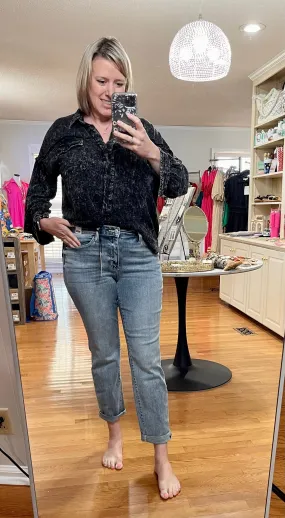 Mid Rise Bleach wash Boyfriend Jean