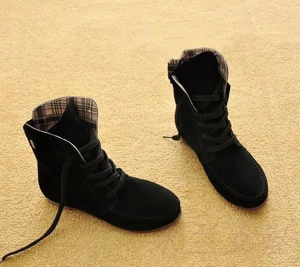 Winter Solid Color Lace Up Flat Short Boots with Cotton